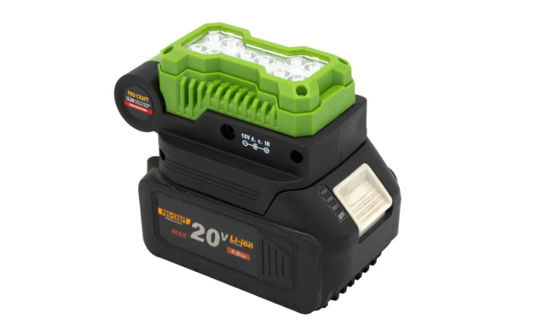 Адаптер подключён к аккумулятору Procraft LL20