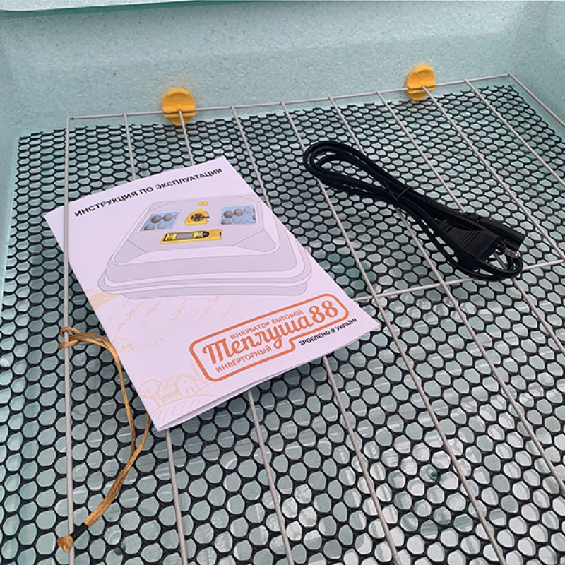 Инкубатор Теплуша 88/220/50 TPB + овоскоп