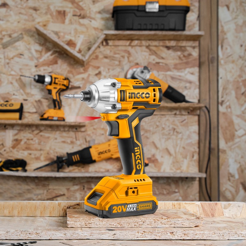 Винтовёрт аккумуляторный, ударный Li-Ion 20В/2*2А INGCO CIRLI2002